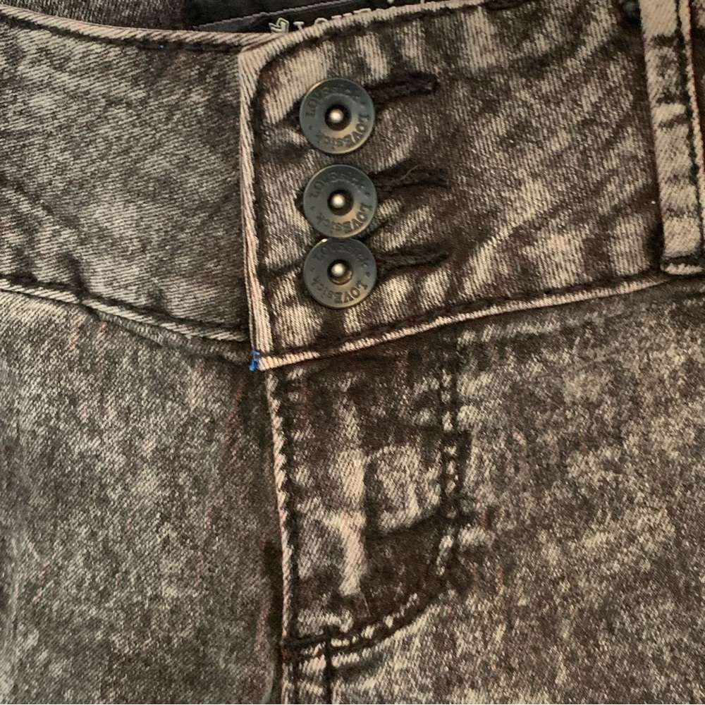 Hot Topic Lovesick Stonewashed Skinny Jeans - Picture 3 of 9